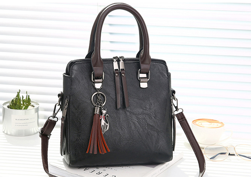 Women's Vintage PU Leather Handbag