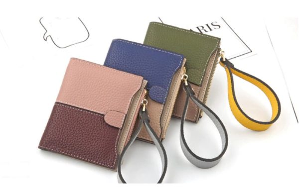 Women's Two Color Design Short Wallet - Image 4