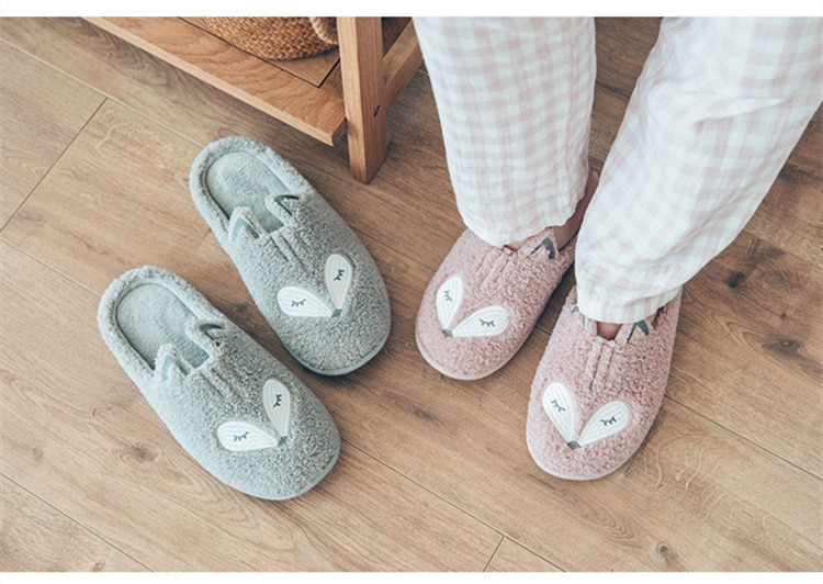 Winter Bear Patterned Warm Slippers for Women