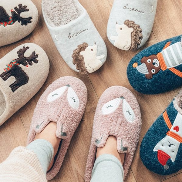 Winter Bear Patterned Warm Slippers for Women - Image 5