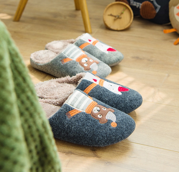 Winter Bear Patterned Warm Slippers for Women