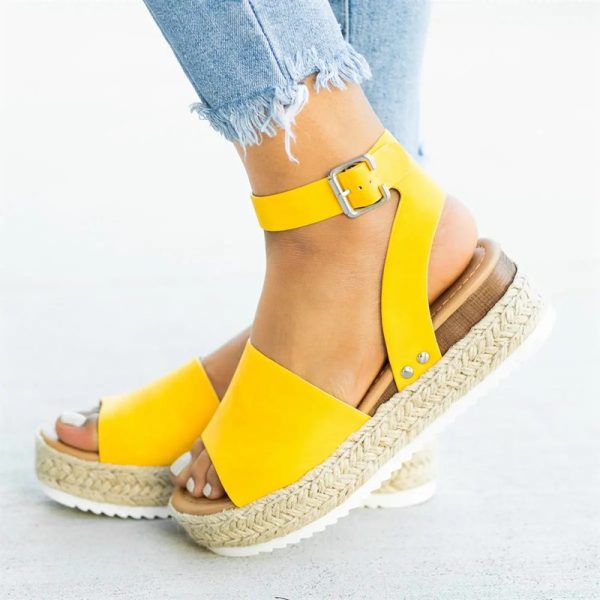 Simple Styled Platform Sandals - Image 5