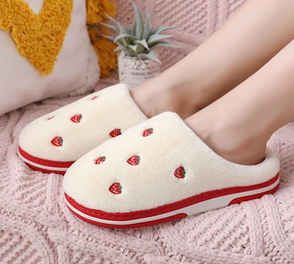 Anti-Slip Berry Patterned Warm Plush Slippers - Image 5