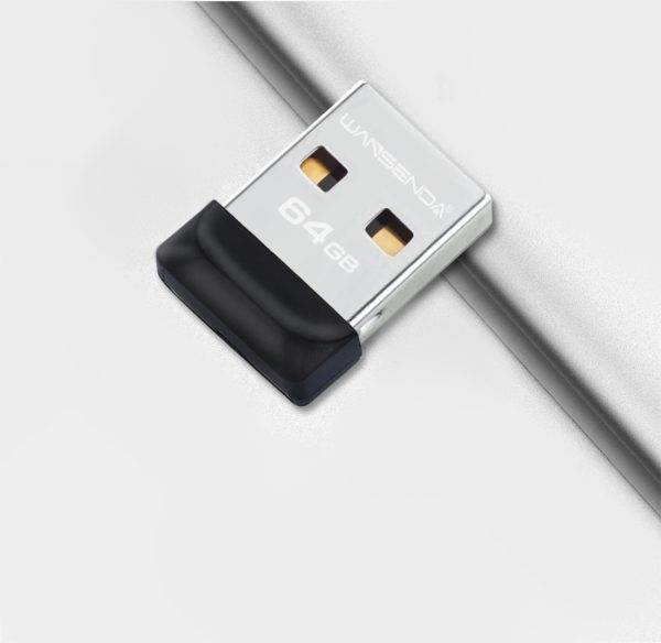 Small USB Flash Drive - Image 7