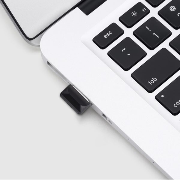 Small USB Flash Drive - Image 5