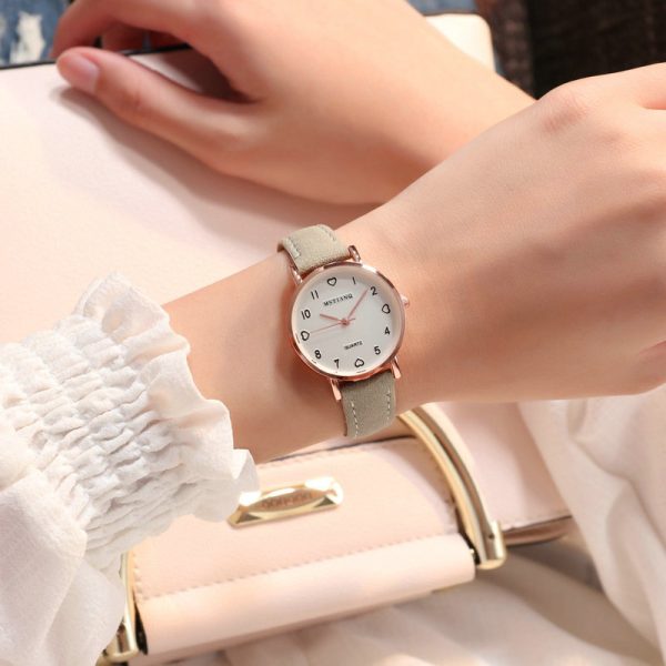 Women's Simple Vintage Small Dial Watch - Image 7