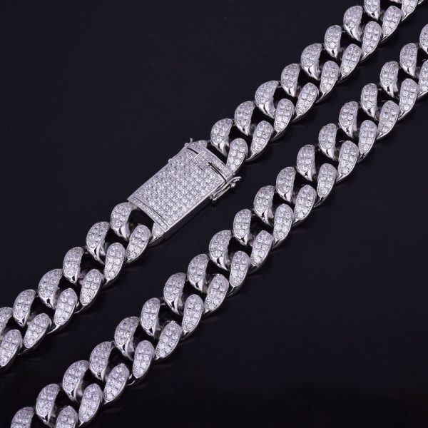 Men's Heavy Zircon Cuban Link Chain - Image 15