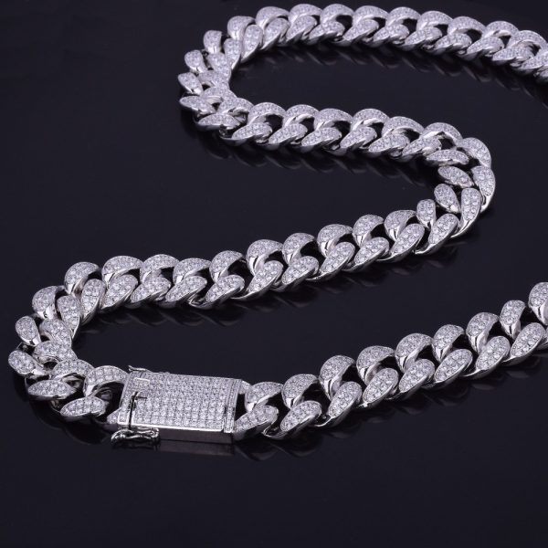 Men's Heavy Zircon Cuban Link Chain - Image 16