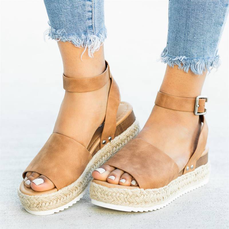 Simple Styled Platform Sandals