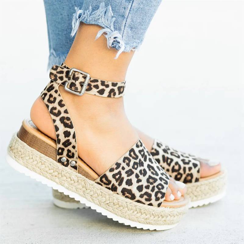 Simple Styled Platform Sandals