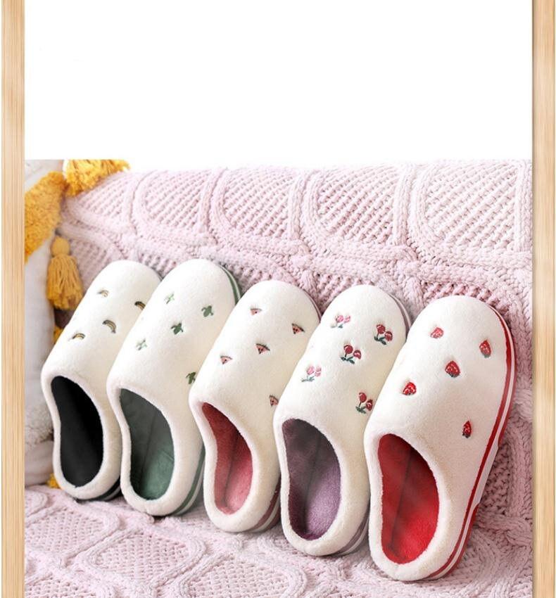 Anti-Slip Berry Patterned Warm Plush Slippers