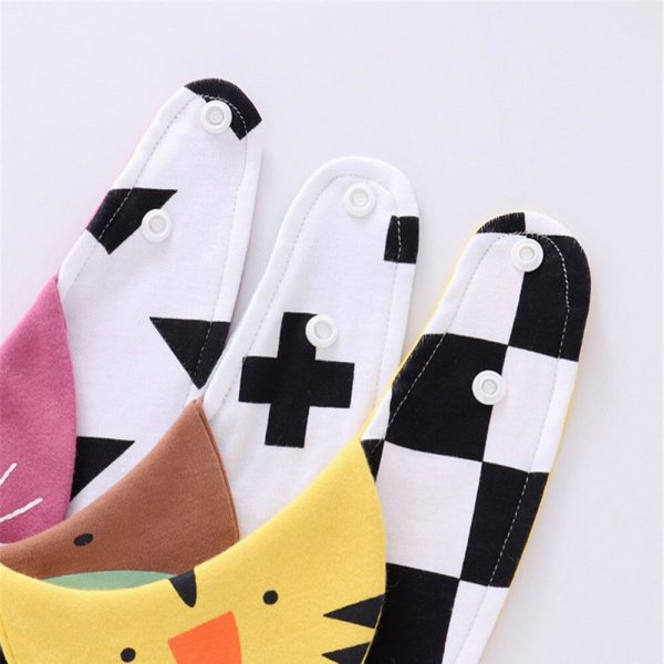 Adorable Bibs for Babies with Various Designs - Image 7