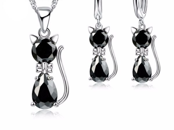 Genuine 925 Sterling Silver Woman's Jewellery Set - Image 7