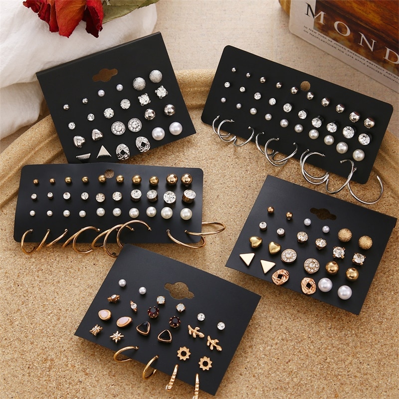 Women's Stylish Earrings Set