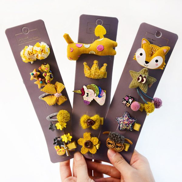 Baby's Cartoon Hair Clips Set - Image 6