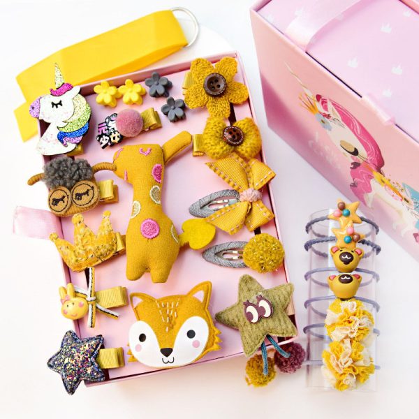 Baby's Cartoon Hair Clips Set - Image 5